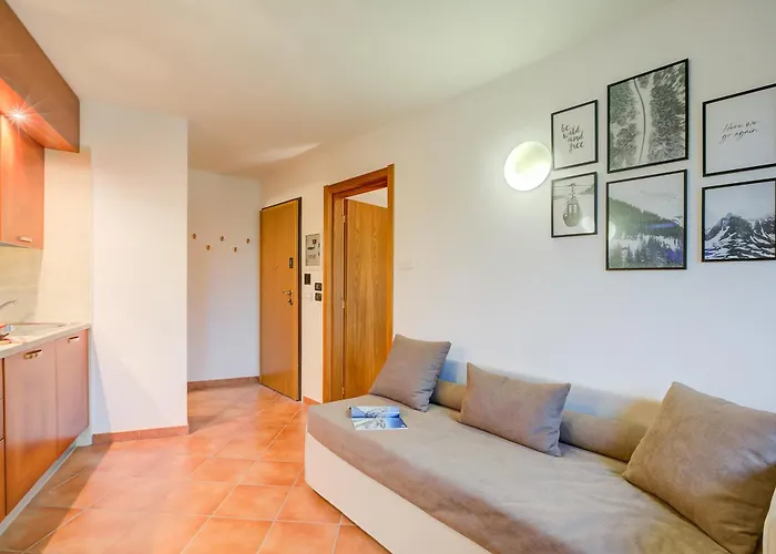 L' Aquila Campo Smith On The Slopes - Happy *